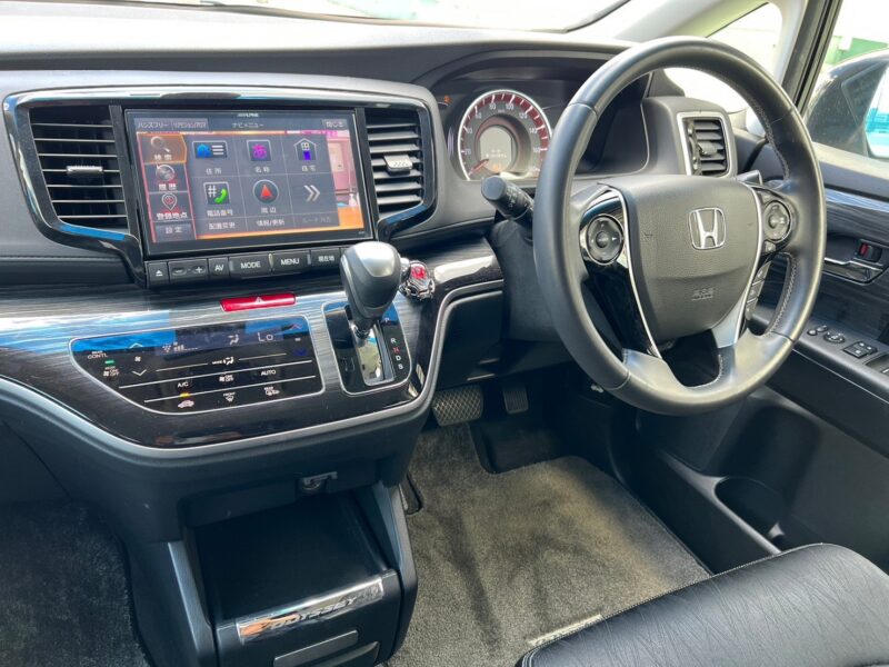 オデッセイ 2.4 アブソルート X ホンダセンシング★R5税金完納★車検ロング★後席モニター★走行中TV視聴★アダプティブクルーズ★運転支援システム★業界最安画像9