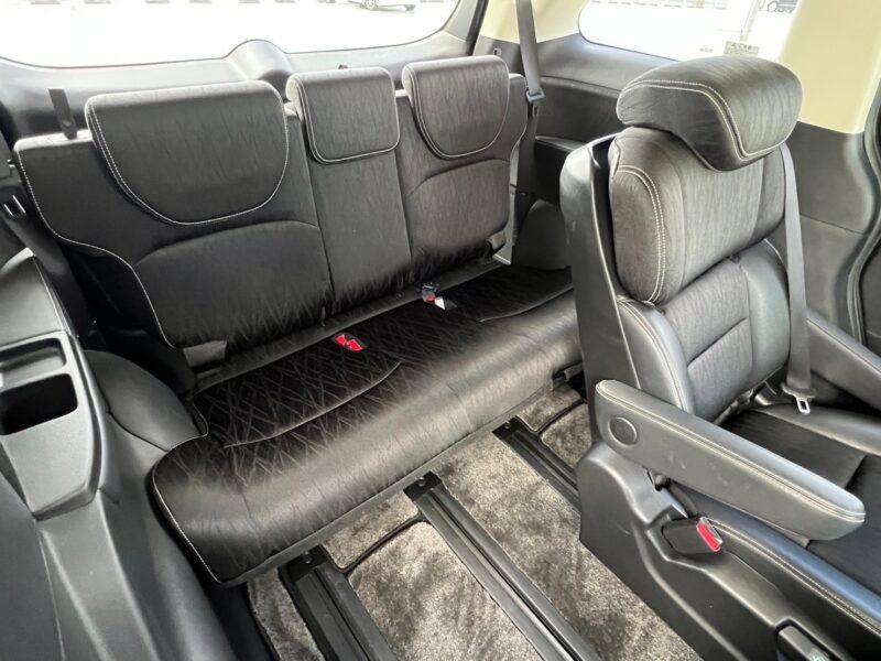 オデッセイ 2.4 アブソルート X ホンダセンシング★R5税金完納★車検ロング★後席モニター★走行中TV視聴★アダプティブクルーズ★運転支援システム★業界最安画像15