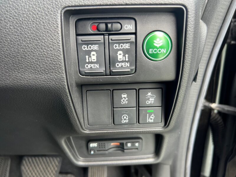 オデッセイ 2.4 アブソルート X ホンダセンシング★R5税金完納★車検ロング★後席モニター★走行中TV視聴★アダプティブクルーズ★運転支援システム★業界最安画像22