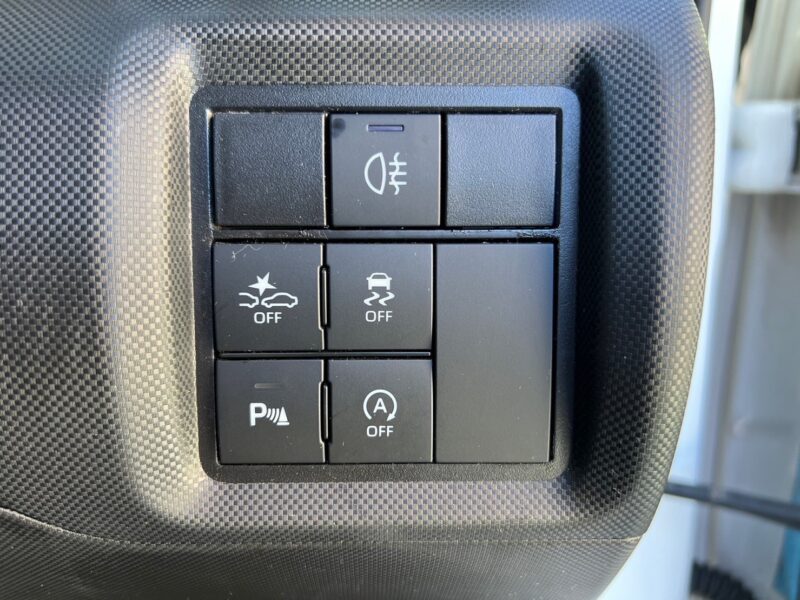 ロッキー 1.0 G ★R5税金完納★360°カメラ★車検ロング★走行中TV視聴★ドラレコ★衝突軽減ブレーキ★シートヒーター★9インチディスプレイ★業界最安★激安画像20