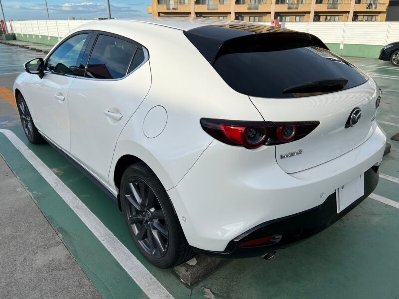 マツダ 3 ファストバック 2.0 20S Lパッケージ★R5税金完納★黒革シート★360°カメラ★シートヒーター★ヘッドアップディスプレイ★ドラレコ★運転支援システム★業界最安画像5