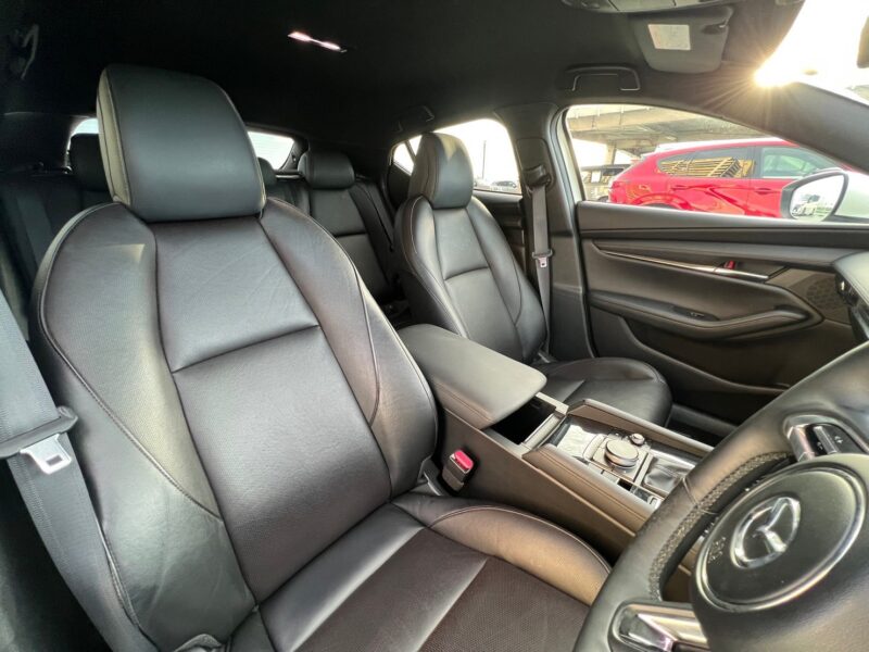 マツダ 3 ファストバック 2.0 20S Lパッケージ★R5税金完納★黒革シート★360°カメラ★シートヒーター★ヘッドアップディスプレイ★ドラレコ★運転支援システム★業界最安画像11