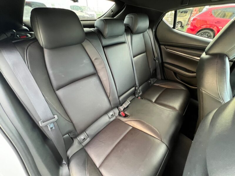 マツダ 3 ファストバック 2.0 20S Lパッケージ★R5税金完納★黒革シート★360°カメラ★シートヒーター★ヘッドアップディスプレイ★ドラレコ★運転支援システム★業界最安画像13