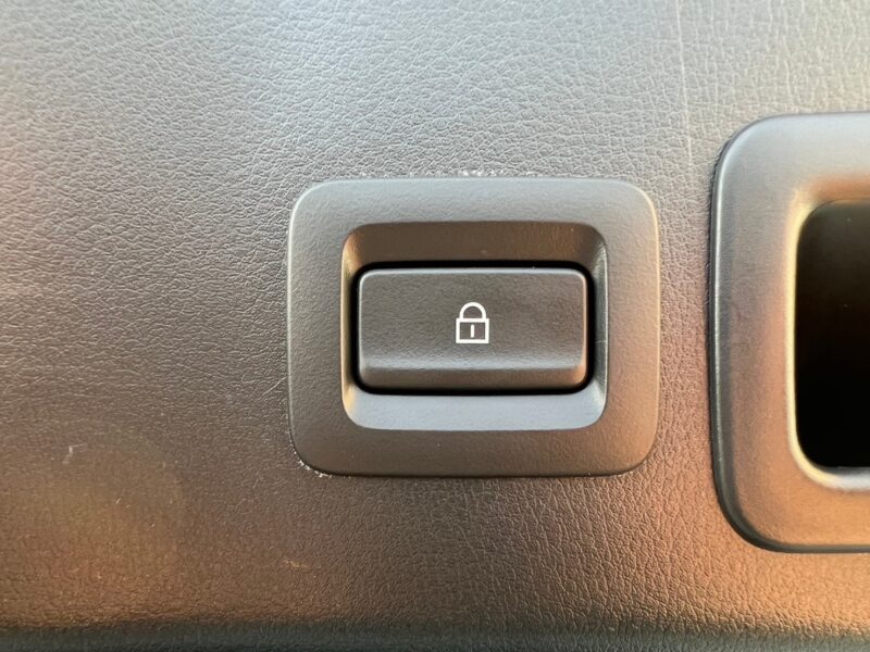 マツダ 3 ファストバック 2.0 20S Lパッケージ★R5税金完納★黒革シート★360°カメラ★シートヒーター★ヘッドアップディスプレイ★ドラレコ★運転支援システム★業界最安画像16