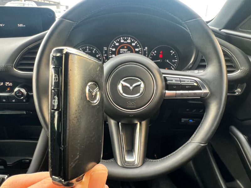 マツダ 3 ファストバック 2.0 20S Lパッケージ★R5税金完納★黒革シート★360°カメラ★シートヒーター★ヘッドアップディスプレイ★ドラレコ★運転支援システム★業界最安画像24