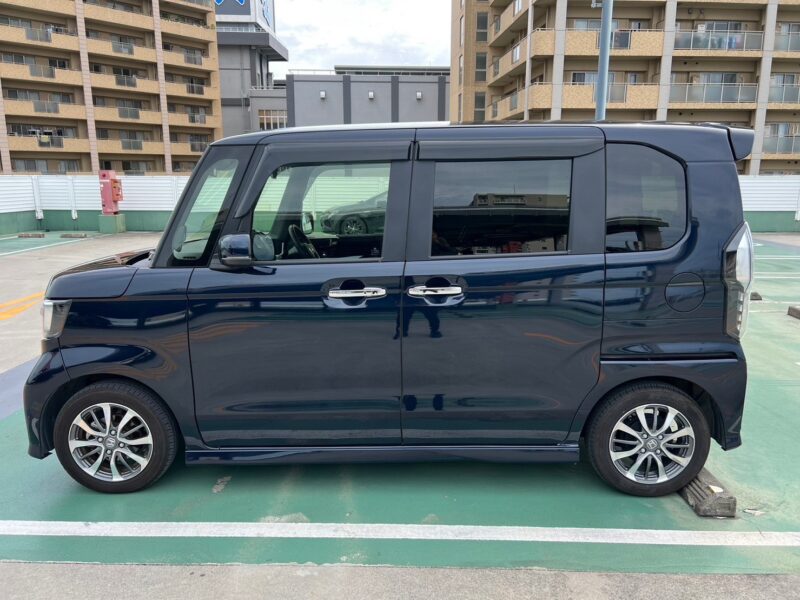 Nボックス カスタム L★R5税金完納★車検ロング★ドラレコ前後★衝突軽減ブレーキ★Bluetooth★業界最安画像4