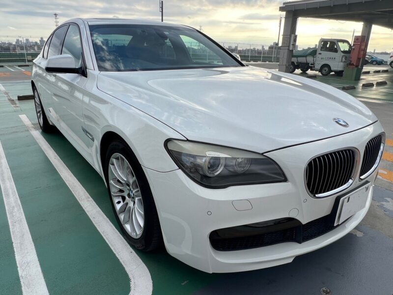 BMW 740i MスポーツPKG★R5税金完納★サンルーフ★ドラレコ★走行中TV視聴★極上車★業界最安画像1