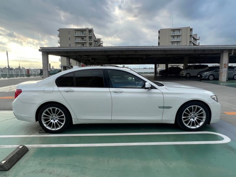 BMW 740i MスポーツPKG☆R5税金完納☆サンルーフ☆ドラレコ☆走行中TV ...