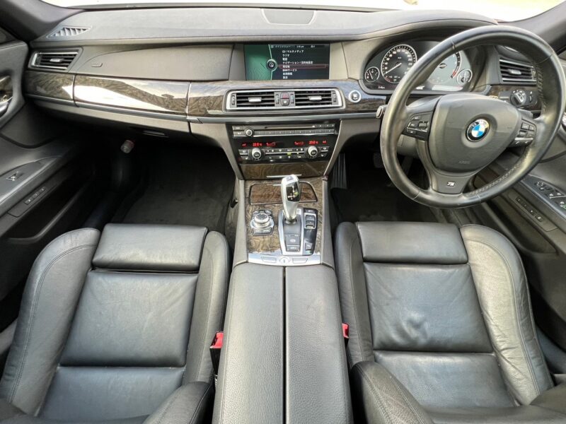 BMW 740i MスポーツPKG★R5税金完納★サンルーフ★ドラレコ★走行中TV視聴★極上車★業界最安画像10