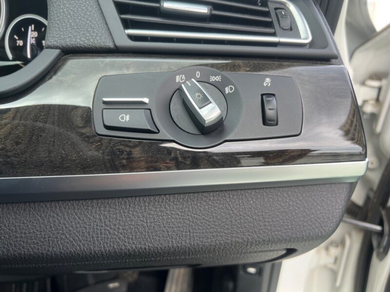 BMW 740i MスポーツPKG★R5税金完納★サンルーフ★ドラレコ★走行中TV視聴★極上車★業界最安画像19