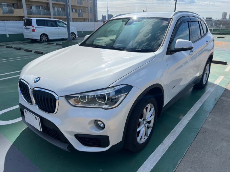 BMW X1 Sドライブ18i DTC★R5税金完納★極良極美★車検ロング★ドラレコ★衝突軽減B★車線変更センサー★シートヒーター★業界最安画像0