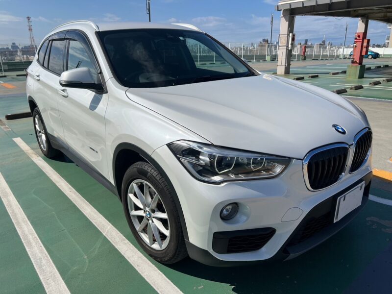 BMW X1 Sドライブ18i DTC★R5税金完納★極良極美★車検ロング★ドラレコ★衝突軽減B★車線変更センサー★シートヒーター★業界最安画像1