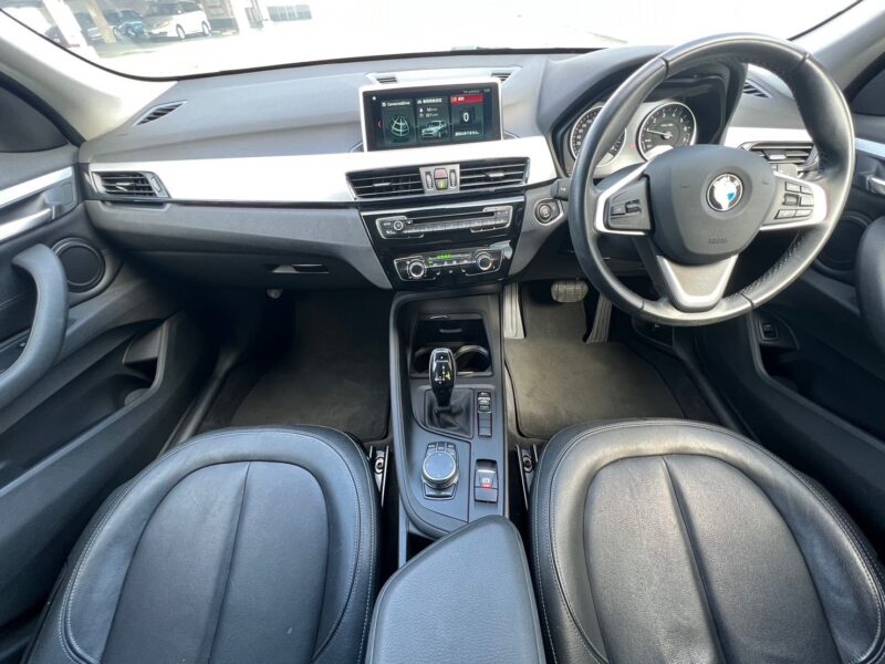 BMW X1 Sドライブ18i DTC★R5税金完納★極良極美★車検ロング★ドラレコ★衝突軽減B★車線変更センサー★シートヒーター★業界最安画像10