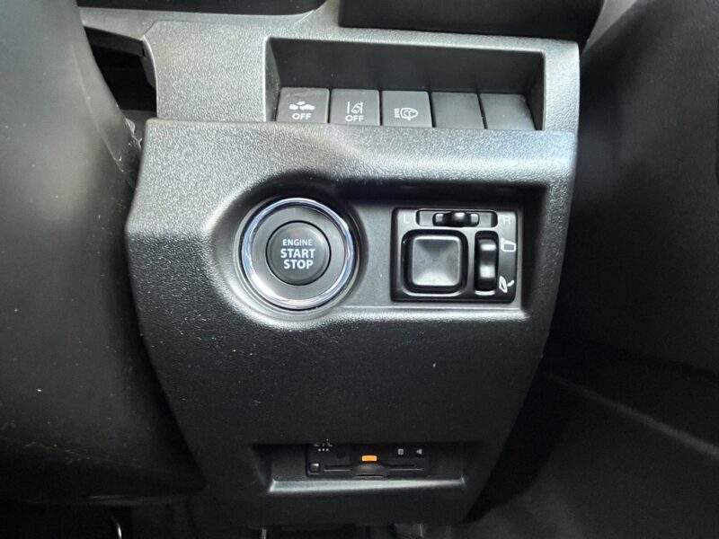 ジムニー 660 XC 4WD 5MT★R5税金完納★極良極美★シートヒーター★衝突軽減B★車線変更センサー★ワンオーナー★走行中TV視聴★業界最安画像20