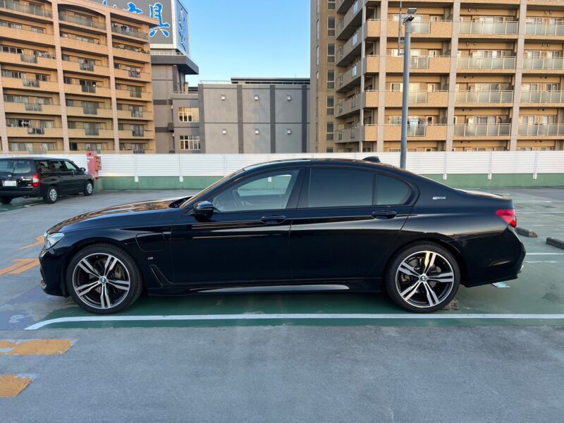 BMW 740e iパフォーマンス Mスポーツ★R5税金完納★サンルーフ★ドラレコ★360°カメラ★最高級セダン★装備充実★衝突軽減B★業界最安画像2