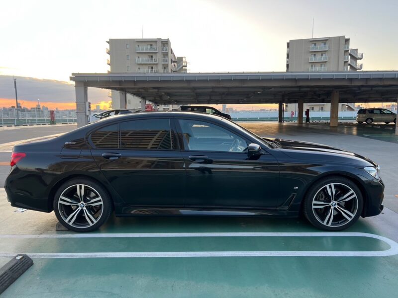 BMW 740e iパフォーマンス Mスポーツ★R5税金完納★サンルーフ★ドラレコ★360°カメラ★最高級セダン★装備充実★衝突軽減B★業界最安画像3