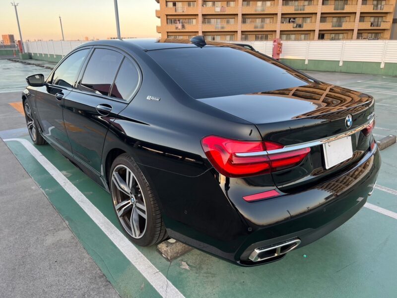 BMW 740e iパフォーマンス Mスポーツ★R5税金完納★サンルーフ★ドラレコ★360°カメラ★最高級セダン★装備充実★衝突軽減B★業界最安画像4