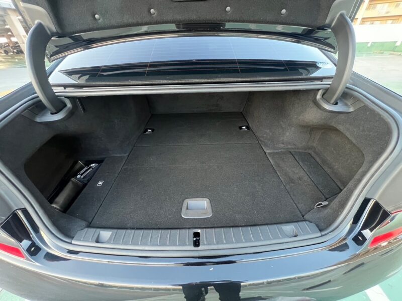 BMW 740e iパフォーマンス Mスポーツ★R5税金完納★サンルーフ★ドラレコ★360°カメラ★最高級セダン★装備充実★衝突軽減B★業界最安画像12