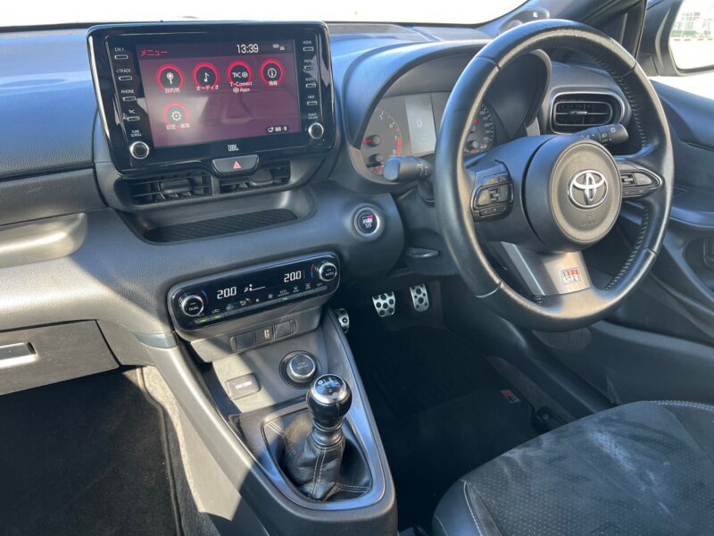 GRヤリス 1.6 RZハイパフォーマンス 4WD 6MT★R5税金完納★272馬力★本格的レース車★4WD★加速◎★VELVA 18インチホイル★装備充実★業界最安画像9