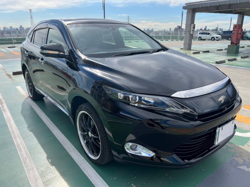 ハリアー 2.0 アドバンスPKG★R5税金完納★車検ロング★パノラマルーフ★ミラーモニター★360°カメラ★プレミアサウンドシステム★パドックスホイール★黒革シート★ドラレコ★衝突軽減B★車線変更センサー★装備充実★業界最安画像1