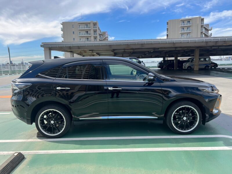 ハリアー 2.0 アドバンスPKG★R5税金完納★車検ロング★パノラマルーフ★ミラーモニター★360°カメラ★プレミアサウンドシステム★パドックスホイール★黒革シート★ドラレコ★衝突軽減B★車線変更センサー★装備充実★業界最安画像4