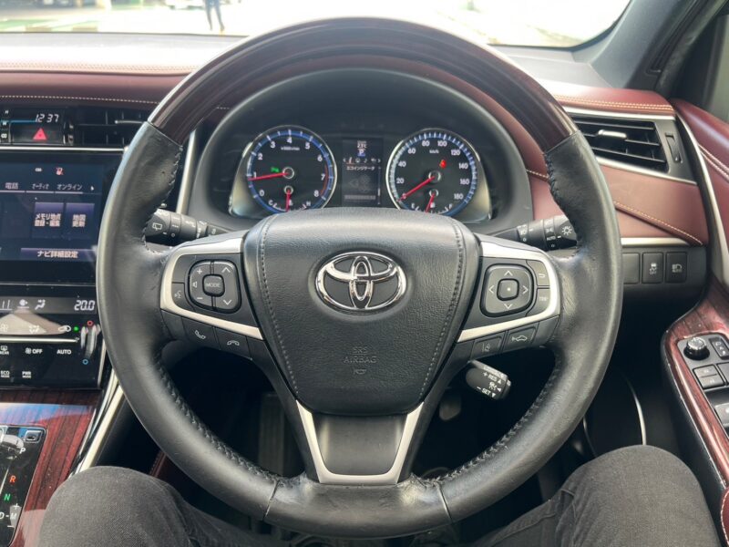 ハリアー 2.0 アドバンスPKG★R5税金完納★車検ロング★パノラマルーフ★ミラーモニター★360°カメラ★プレミアサウンドシステム★パドックスホイール★黒革シート★ドラレコ★衝突軽減B★車線変更センサー★装備充実★業界最安画像16