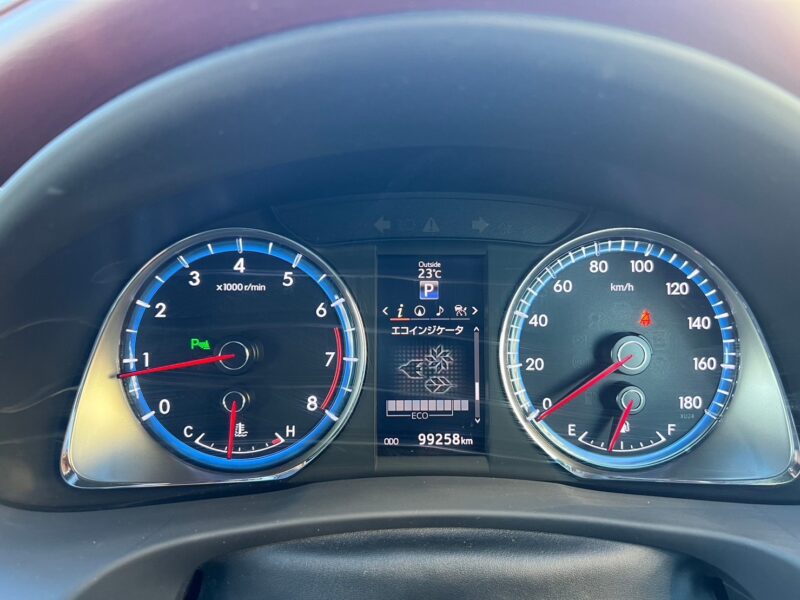 ハリアー 2.0 アドバンスPKG★R5税金完納★車検ロング★パノラマルーフ★ミラーモニター★360°カメラ★プレミアサウンドシステム★パドックスホイール★黒革シート★ドラレコ★衝突軽減B★車線変更センサー★装備充実★業界最安画像17