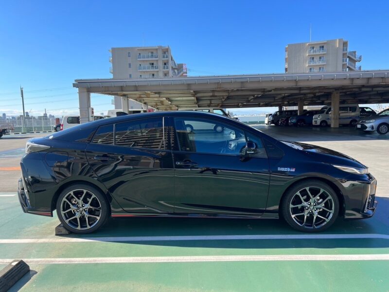 プリウスPHEV 1.8S ナビパッケージ GRスポーツ★R5税金完納★極上車★大人気★シートヒーター★純正ナビ★業界最安画像4