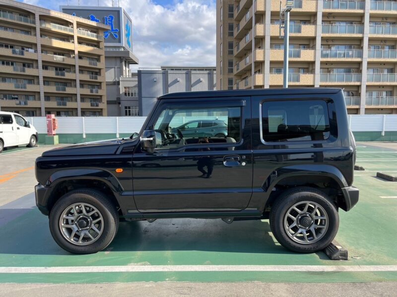 ジムニー 660 XC 4WD 4AT★新車同様★走行0.6万k★R5税金完納★車検ロング★シートヒーター★ドラレコ★車線変更センサー★極良極美★業界最安画像3