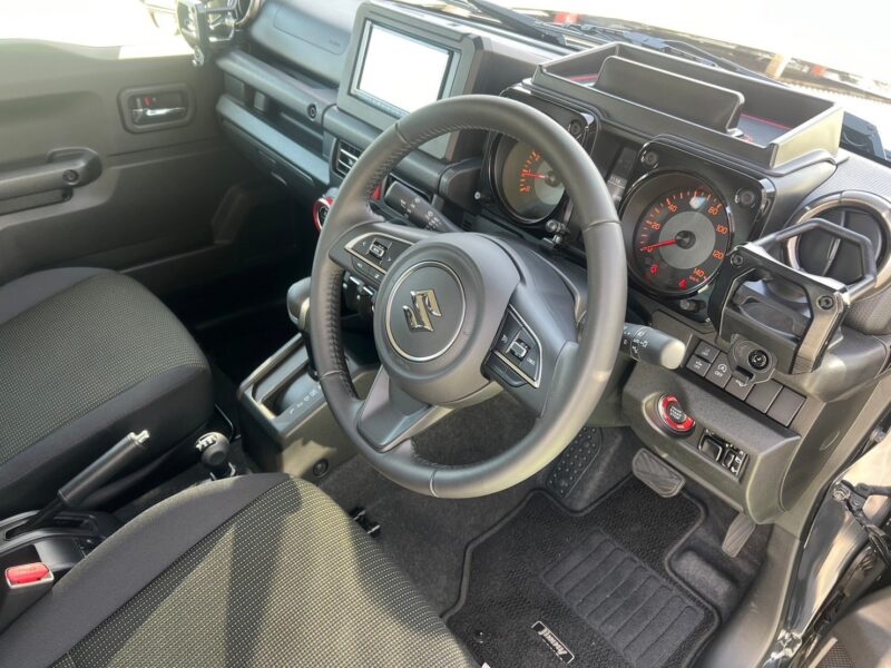 ジムニー 660 XC 4WD 4AT★新車同様★走行0.6万k★R5税金完納★車検ロング★シートヒーター★ドラレコ★車線変更センサー★極良極美★業界最安画像8