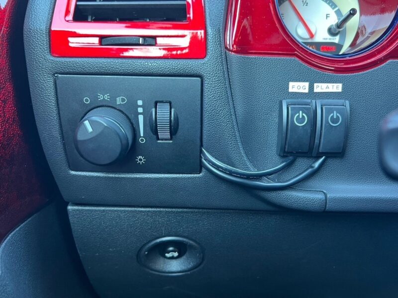 ダッジ チャレンジャー SE★R5税金完納★エアロ★社外マフラー★MOPAR製エアインテーク★ロックフォード製スピーカー★グラントゼロアンプ★work emotion製19インチ★絶好調★業界最安画像19