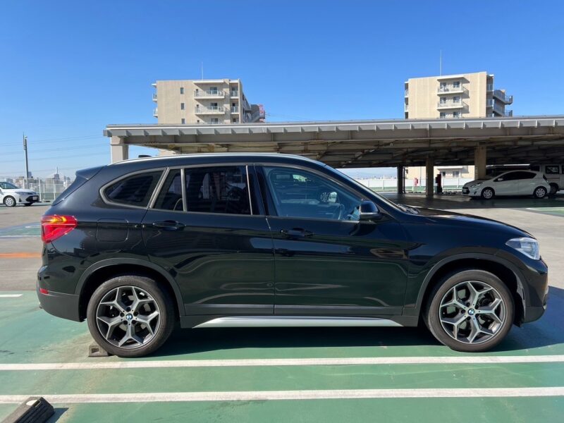 BMW X1 20i xライン4WD★R5税金完納★車検ロング★ヘッドアップディスプレイ★衝突回避軽減ブレーキ★パーキングセンサー★車線変更センサー★業界最安画像4