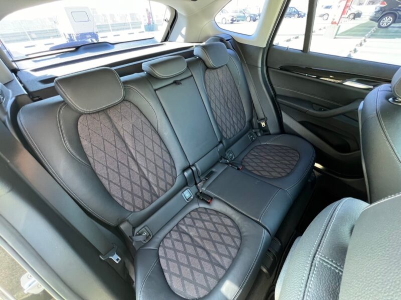 BMW X1 20i xライン4WD★R5税金完納★車検ロング★ヘッドアップディスプレイ★衝突回避軽減ブレーキ★パーキングセンサー★車線変更センサー★業界最安画像13