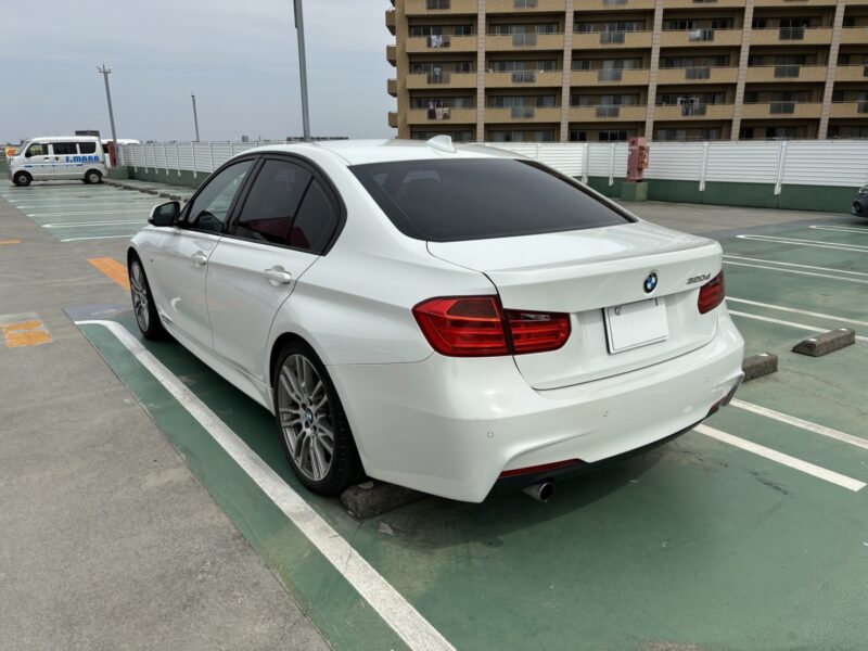 BMW 320d Mスポーツ★R5税金完納★極上車★ハーフレザーシート★衝突軽減ブレーキ★レーンアシスト★装備充実★びっくり価格画像5