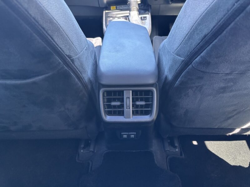 レクサスUX 200ブルーエディション★極良極美★大人気★サンルーフ★衝突軽減ブレーキ★レーンアシスト★装備充実★業界最安画像12