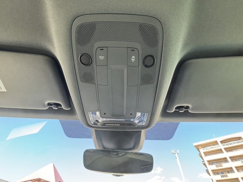 アウディ A3 アドバン30TFSI★新車同様★★R5税金完納★0.1万km★衝突軽減ブレーキ★レーンアシスト★現行型★メーターナビ★装備充実★業界最安画像17