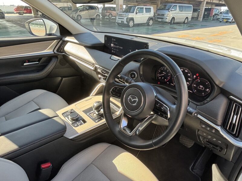 CX-60 25S Lパッケージ★R5税金完納★新車同様★走行0.8万k★極上車★シートヒーター★360°カメラ★衝突軽減ブレーキ★ホワイトレザーシート★装備充実★業界最安画像9