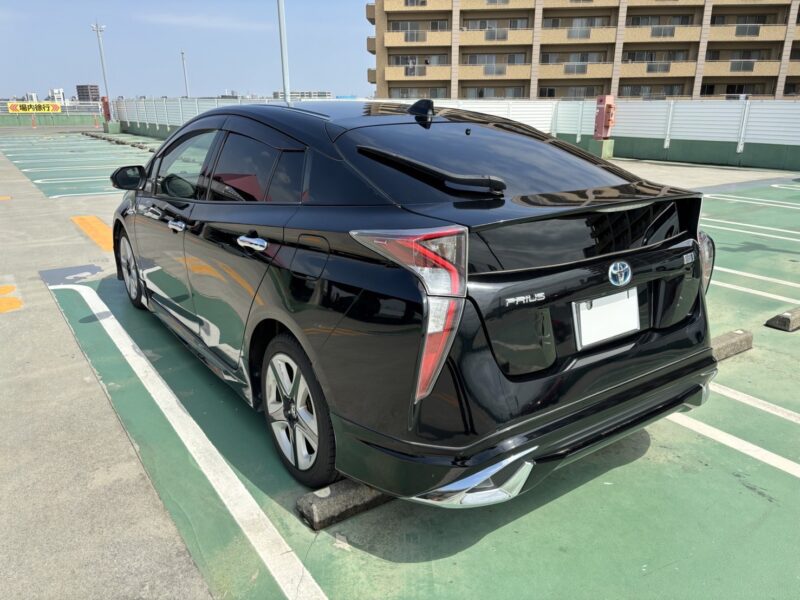 プリウス S ツーリングセレクション モデリスタ★R5税金完納★車検ロング★黒レザーシート★大人気★アダプティブクルーズ★パークアシスト★レーンアシスト★業界最安画像5