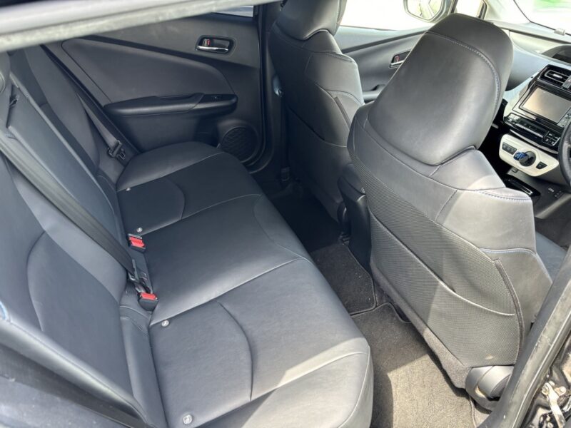 プリウス S ツーリングセレクション モデリスタ★R5税金完納★車検ロング★黒レザーシート★大人気★アダプティブクルーズ★パークアシスト★レーンアシスト★業界最安画像10