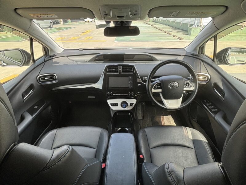 プリウス S ツーリングセレクション モデリスタ★R5税金完納★車検ロング★黒レザーシート★大人気★アダプティブクルーズ★パークアシスト★レーンアシスト★業界最安画像12