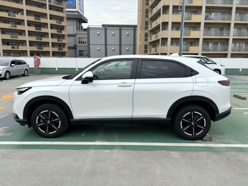ヴェゼル 1.5 e:HEV X★R5税金完納★極上車★アダプティブクルーズコントロール★衝突軽減ブレーキ★パーキングセンサー★レーンアシスト★業界最安画像4