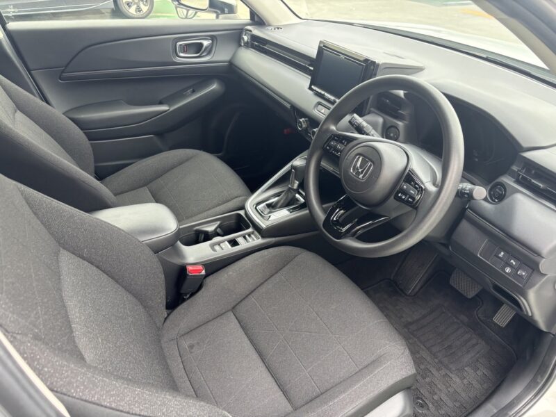 ヴェゼル 1.5 e:HEV X★R5税金完納★極上車★アダプティブクルーズコントロール★衝突軽減ブレーキ★パーキングセンサー★レーンアシスト★業界最安画像8