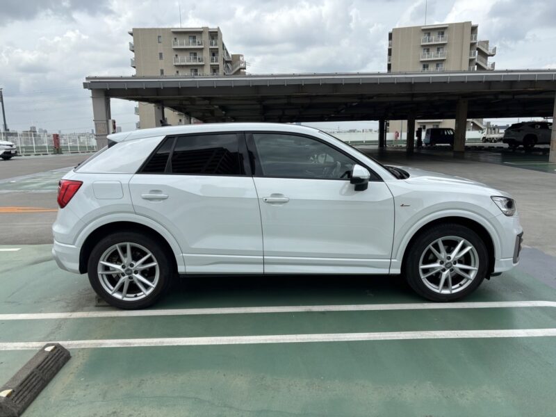 アウディ Q2 35TFSI シリンダーオンデマンドスポーツ SラインPKG★現行型★ワンオーナー★上級グレード★車検ロング★極上車★ハーフレザー★装備充実★業界最安画像4