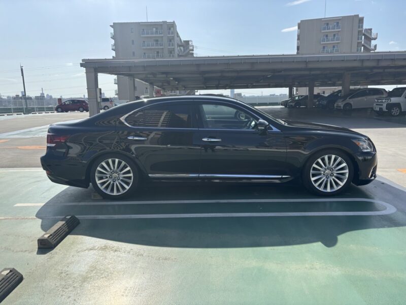 レクサスLS 460 バージョンL★R5税金完納★極上車★レザーシート★大人気★車検ロング★業界最安画像4