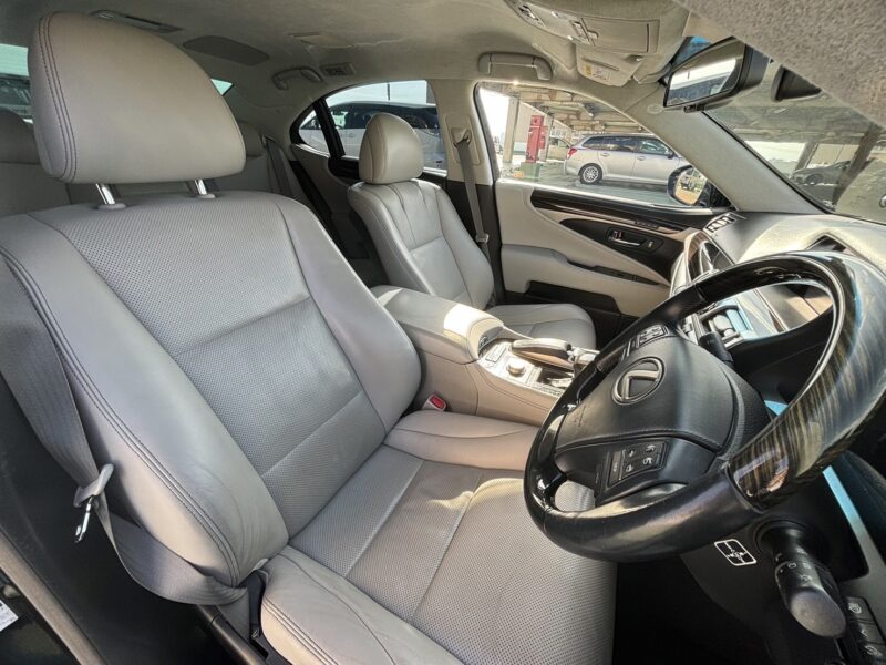 レクサスLS 460 バージョンL★R5税金完納★極上車★レザーシート★大人気★車検ロング★業界最安画像10