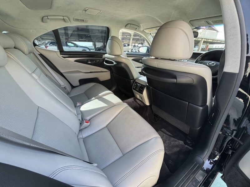 レクサスLS 460 バージョンL★R5税金完納★極上車★レザーシート★大人気★車検ロング★業界最安画像11