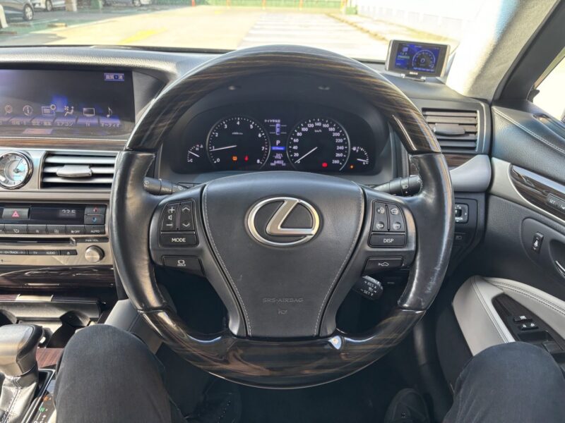 レクサスLS 460 バージョンL★R5税金完納★極上車★レザーシート★大人気★車検ロング★業界最安画像15