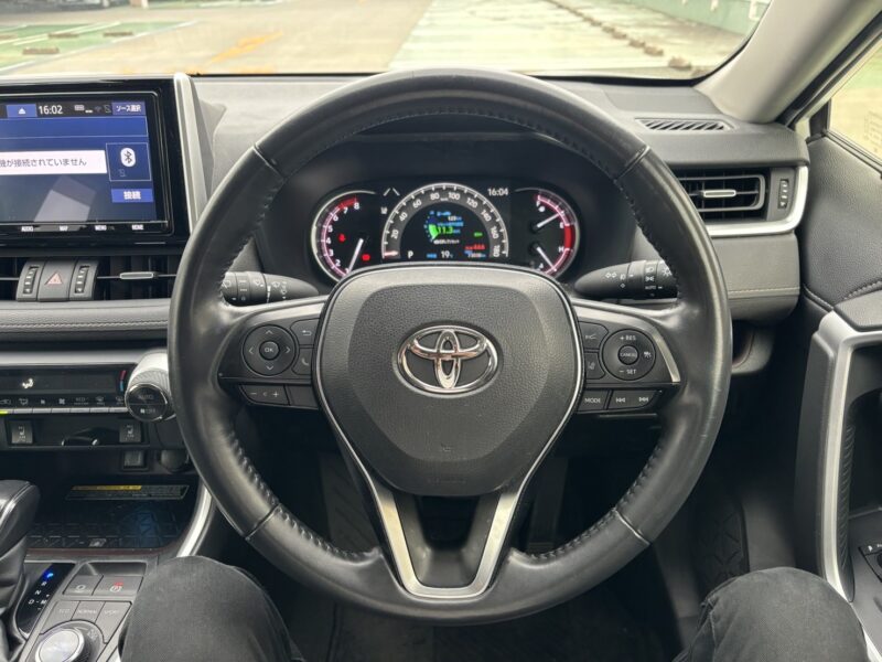 RAV4 G Zパッケージ 4WD★R5税金完納★衝突軽減ブレーキ★ミラーモニター★レザーシート★純正ナビ★シートヒーター★極上車★業界最安画像18