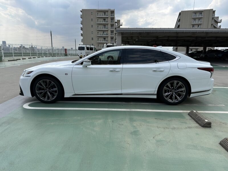レクサス LS500 Fスポーツ★R5税金完納★極良極美★大人気★赤レザー★ミラーモニター★車検ロング★装備充実★業界最安画像2