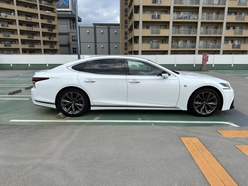 レクサス LS500 Fスポーツ★R5税金完納★極良極美★大人気★赤レザー★ミラーモニター★車検ロング★装備充実★業界最安画像3